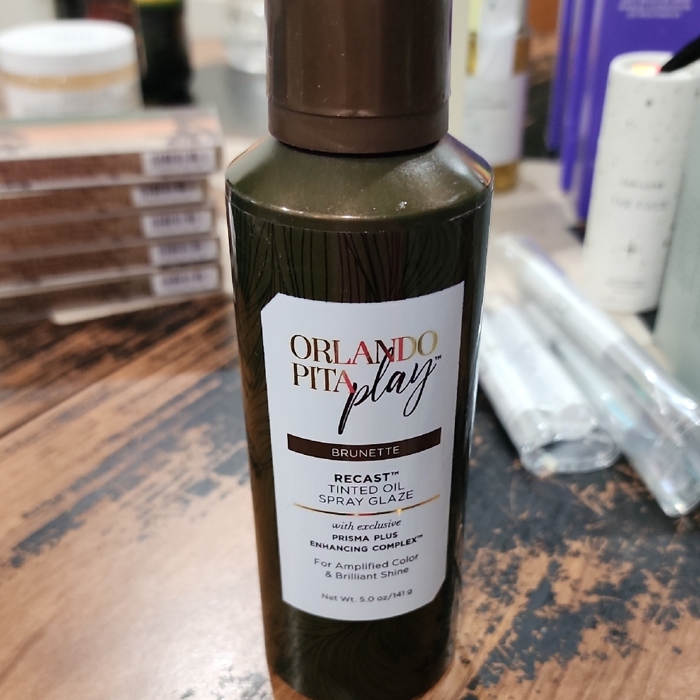 Orlando Pita Play Recast- Brunette Tinted Oil Spray GLAZE NEW!